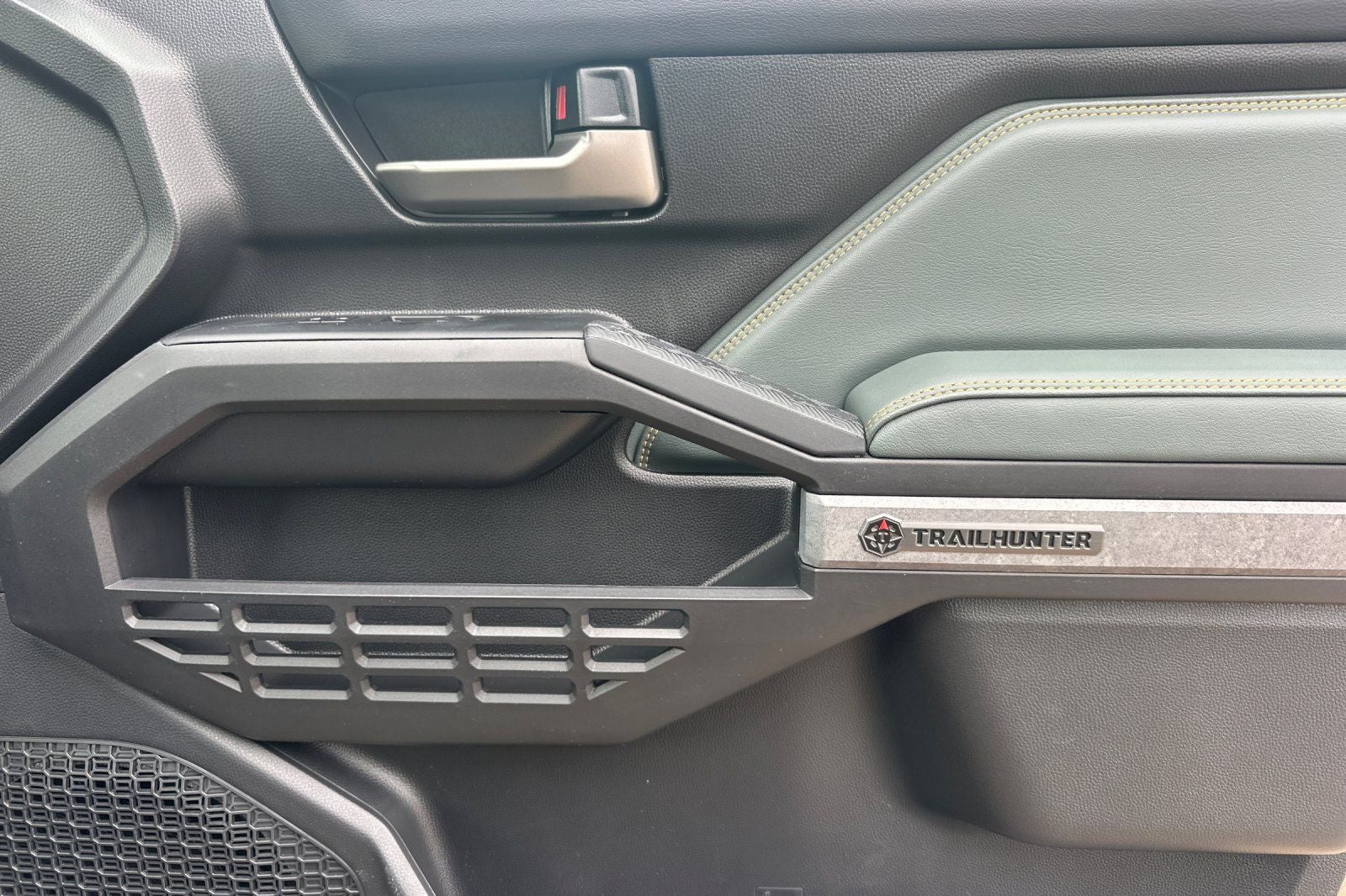 2026 Toyota Tacoma i-FORCE MAX Tacoma Trailhunter