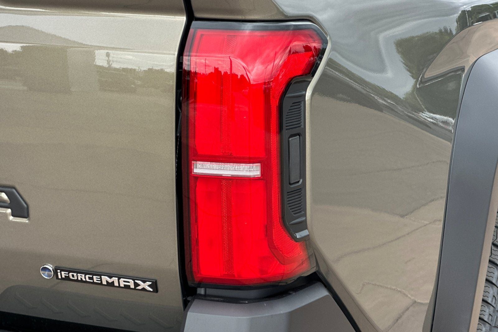 2026 Toyota Tacoma i-FORCE MAX Tacoma Trailhunter