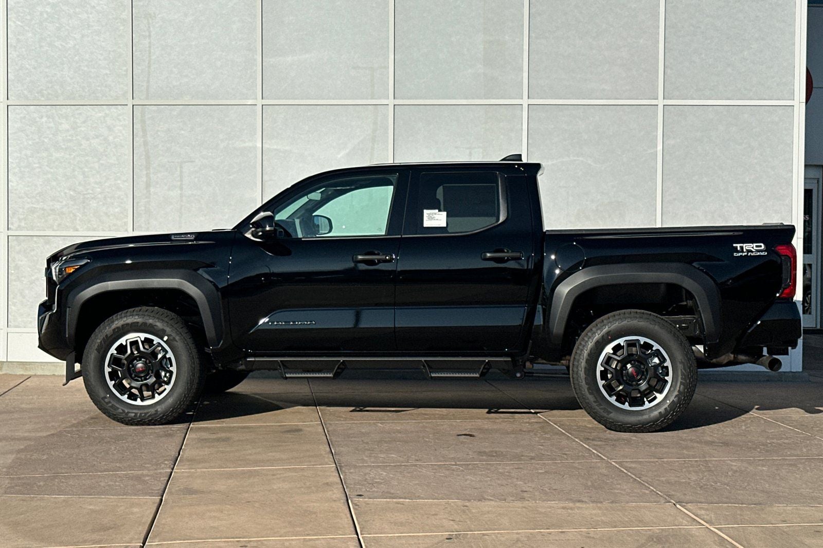 2025 Toyota Tacoma i-FORCE MAX Tacoma TRD Off-Road
