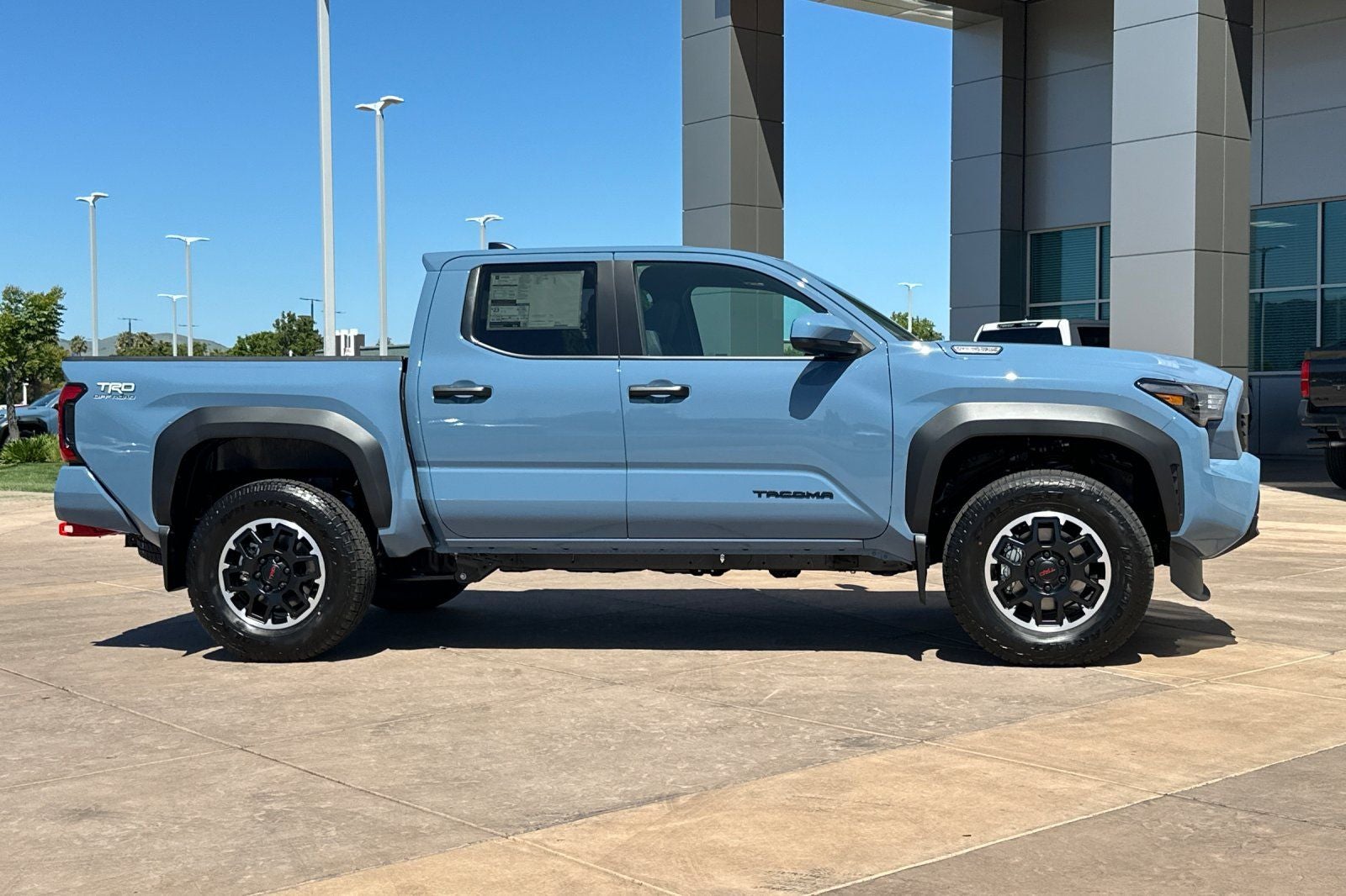 2026 Toyota Tacoma i-FORCE MAX Tacoma TRD Off-Road