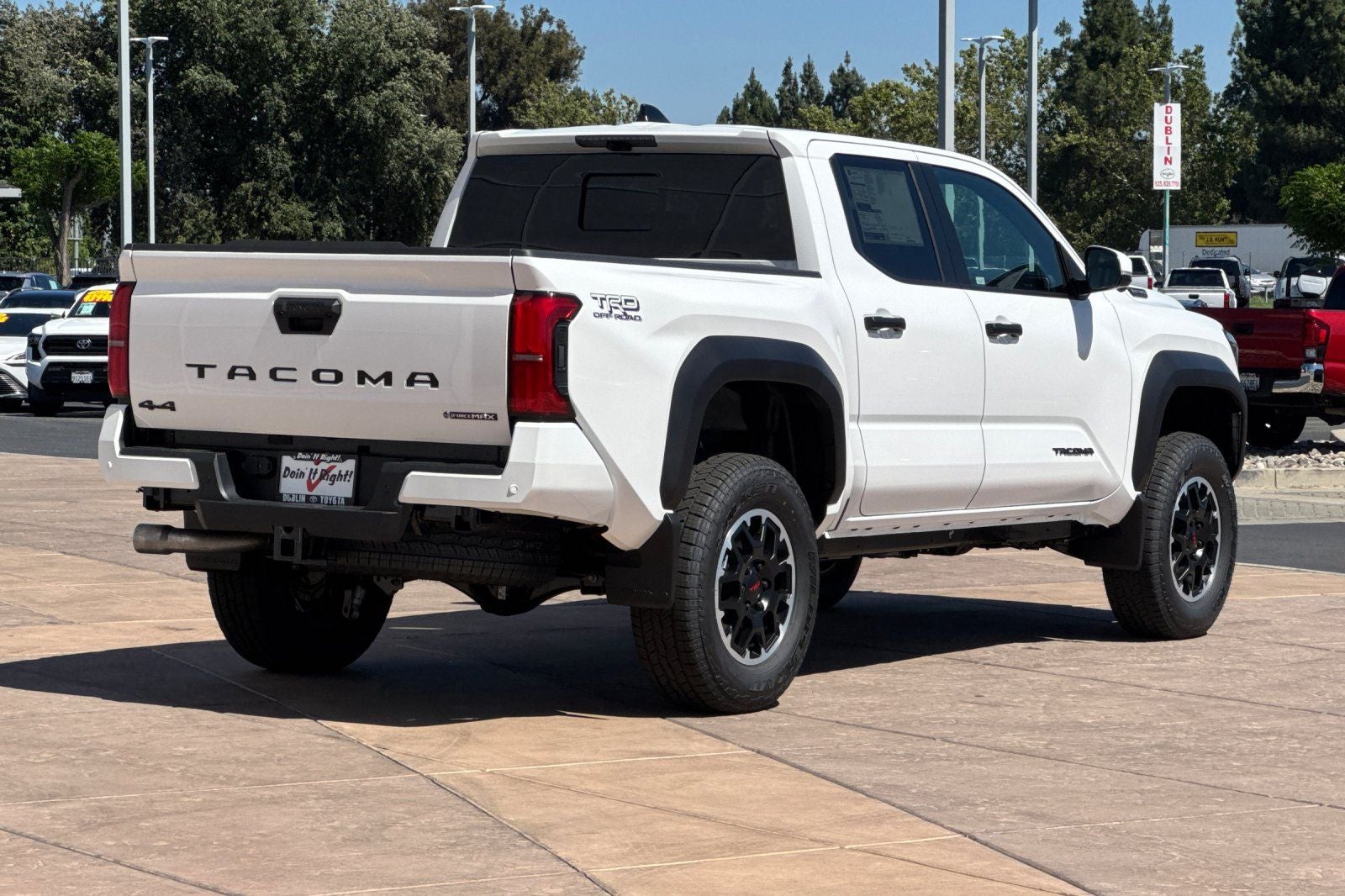 2026 Toyota Tacoma i-FORCE MAX Tacoma TRD Off-Road