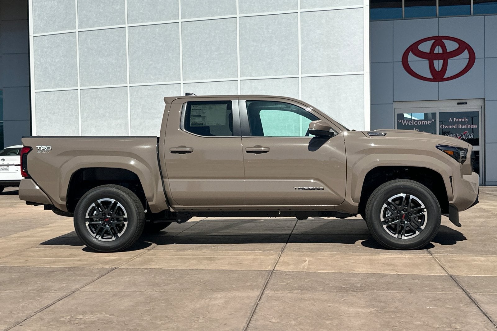 2026 Toyota Tacoma i-FORCE MAX Tacoma TRD Sport