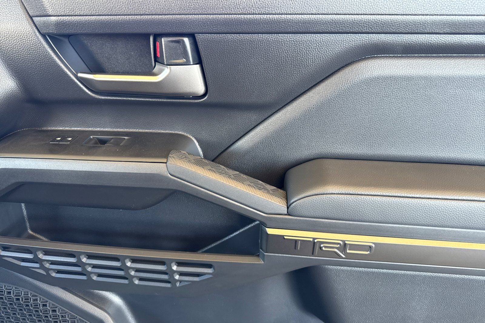 2025 Toyota Tacoma i-FORCE MAX Tacoma TRD Off-Road