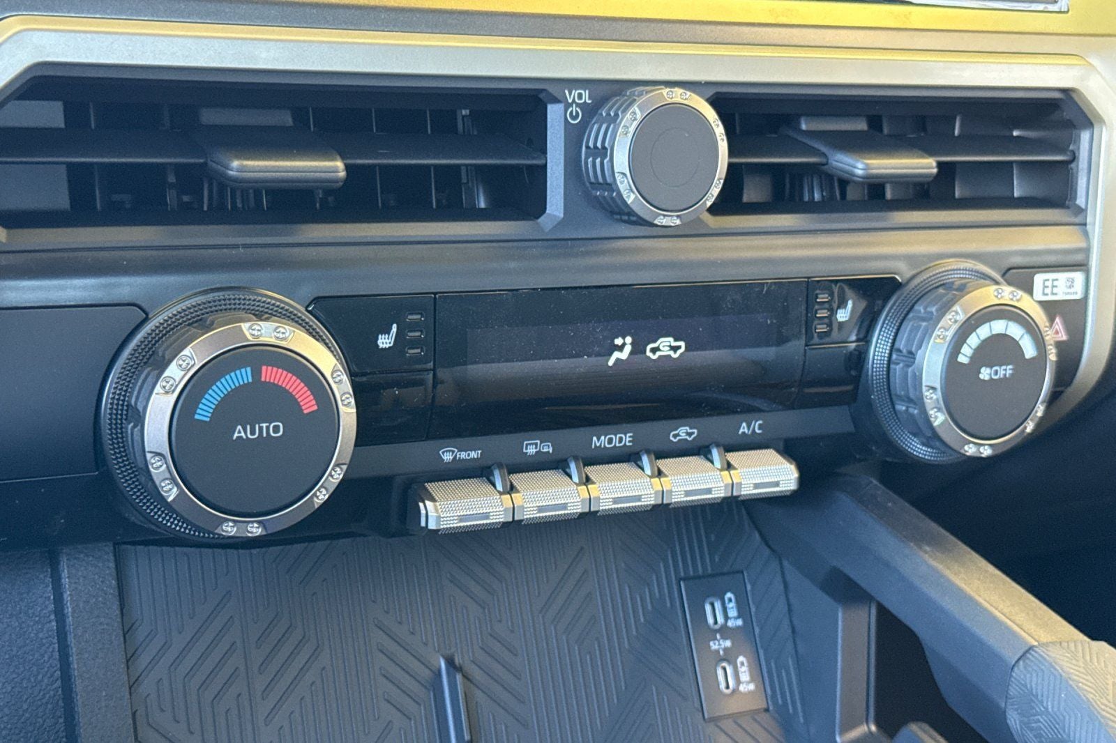 2025 Toyota Tacoma i-FORCE MAX Tacoma TRD Off-Road