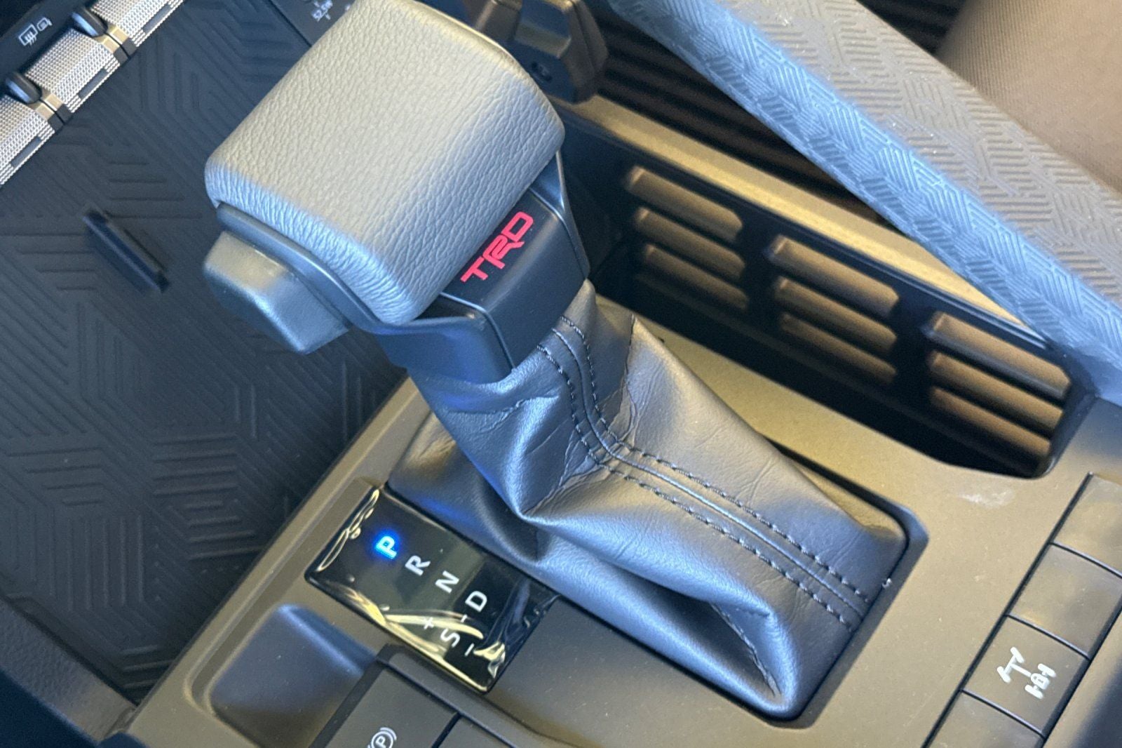 2025 Toyota Tacoma i-FORCE MAX Tacoma TRD Off-Road