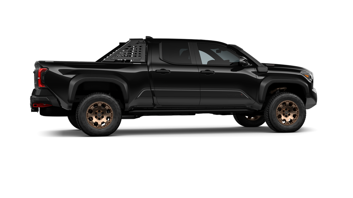 2026 Toyota Tacoma i-FORCE MAX Tacoma Trailhunter