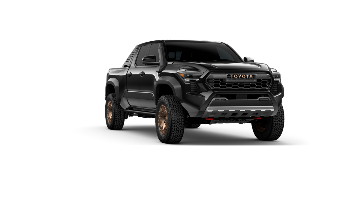 2026 Toyota Tacoma i-FORCE MAX Tacoma Trailhunter