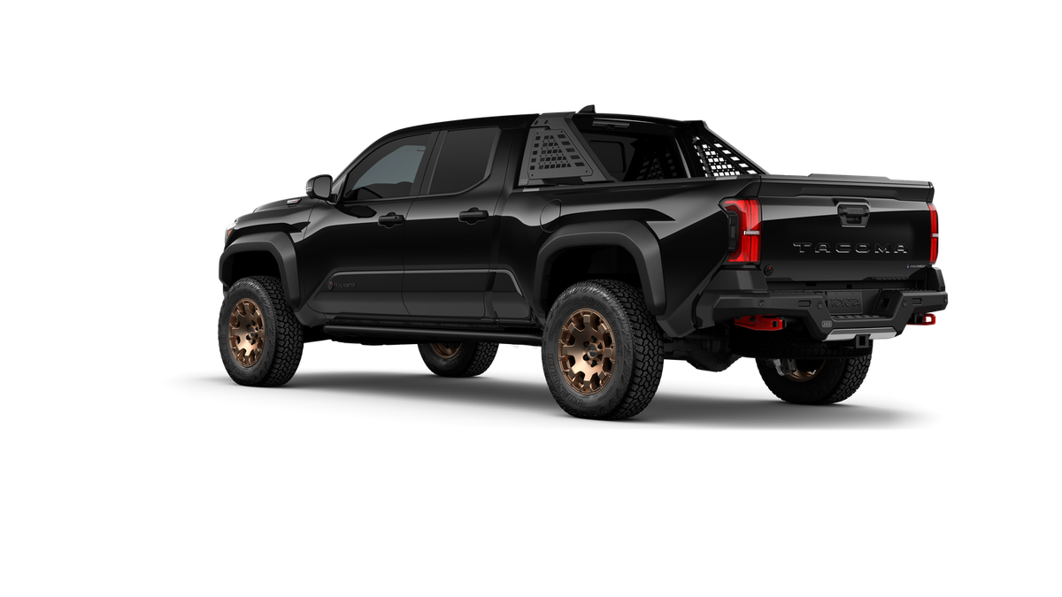 2026 Toyota Tacoma i-FORCE MAX Tacoma Trailhunter