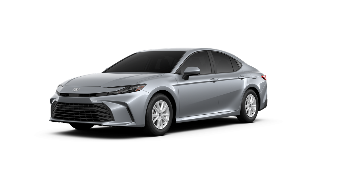 2026 Toyota Camry LE Hybrid's photo