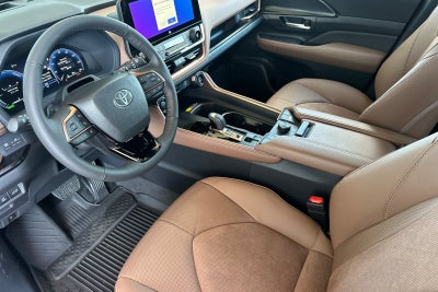 2026 Toyota Grand Highlander Hybrid MAX Platinum