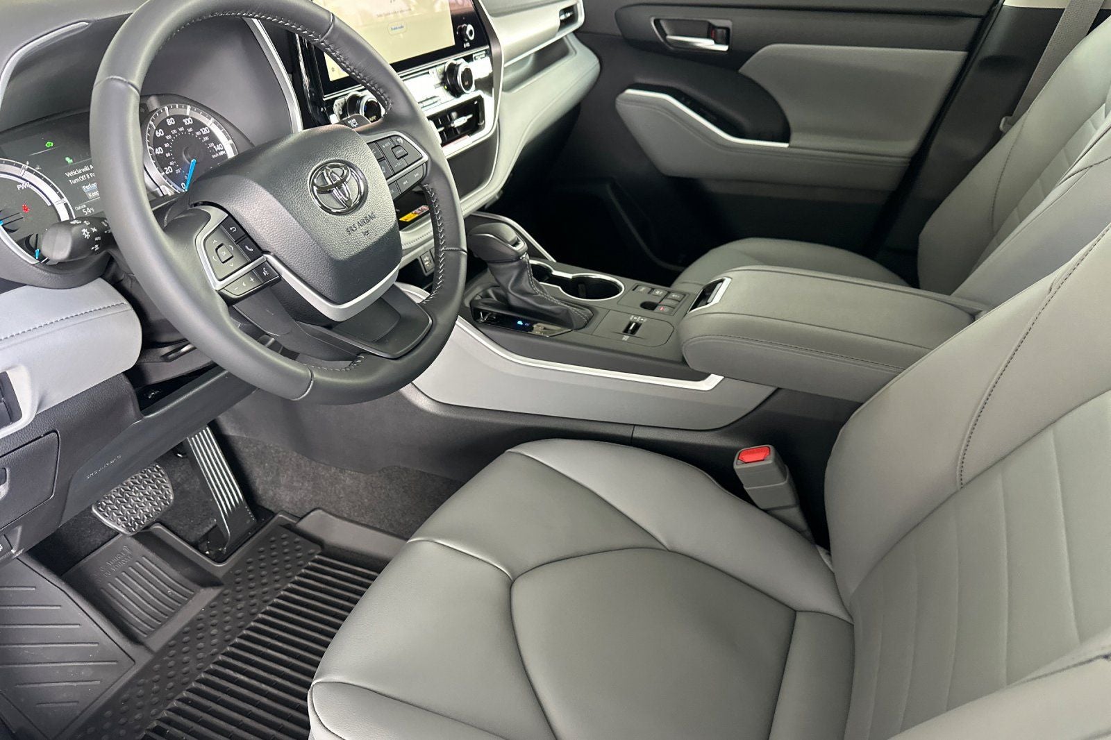 2026 Toyota Highlander Hybrid XLE