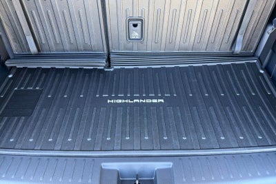 2026 Toyota Highlander XSE