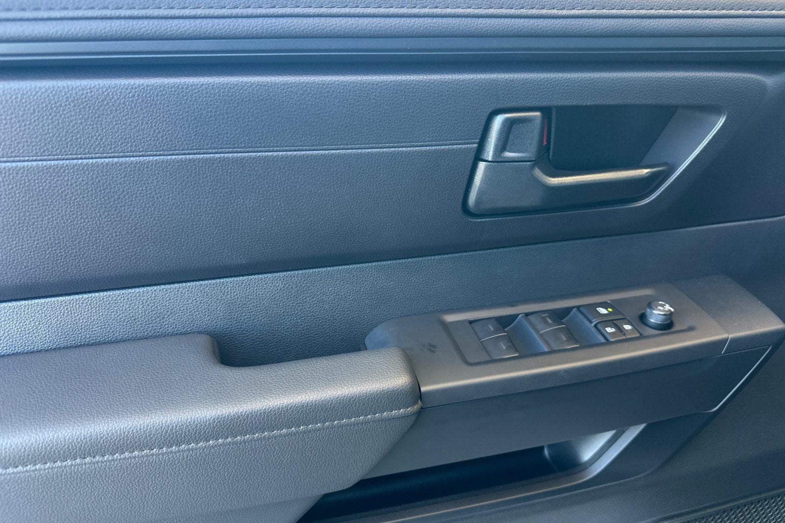 2026 Toyota Tundra SR - Photo 12