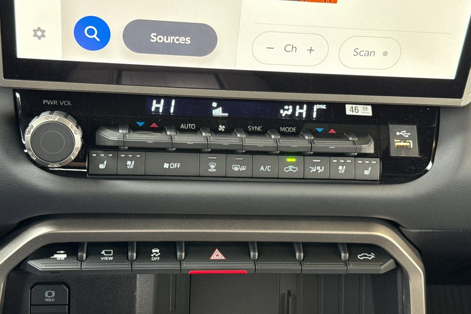 2026 Toyota Tundra i-FORCE MAX Tundra Platinum