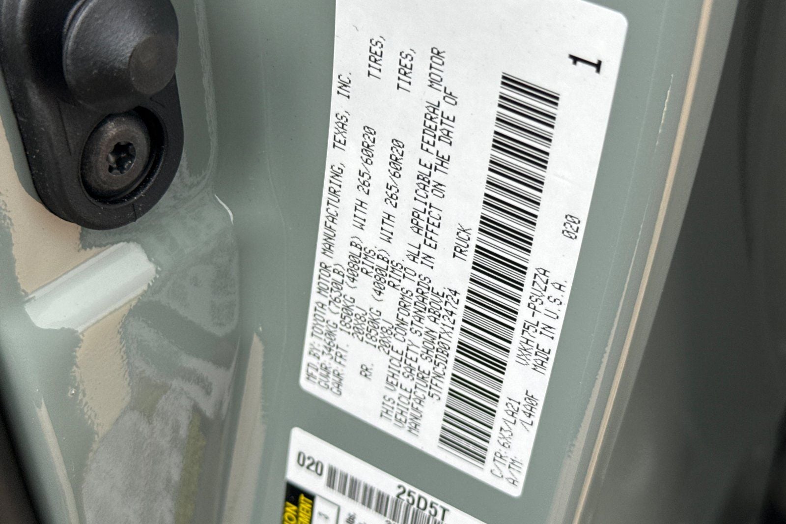 2026 Toyota Tundra i-FORCE MAX Tundra Platinum