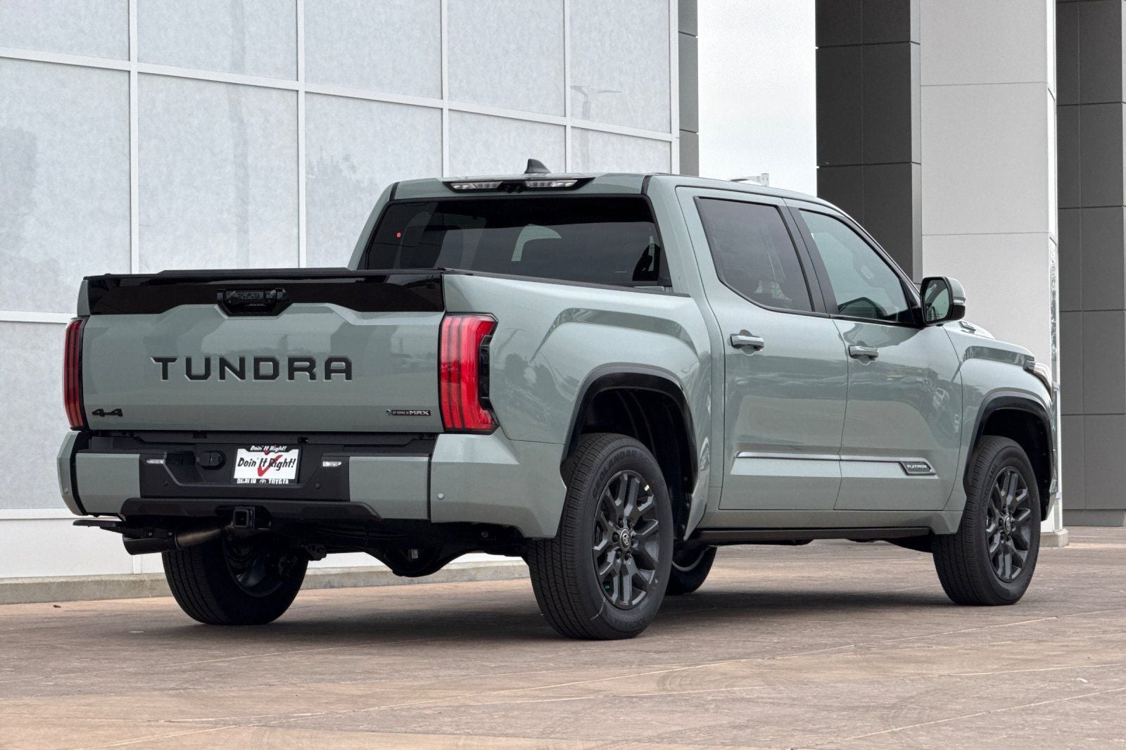 2026 Toyota Tundra i-FORCE MAX Tundra Platinum