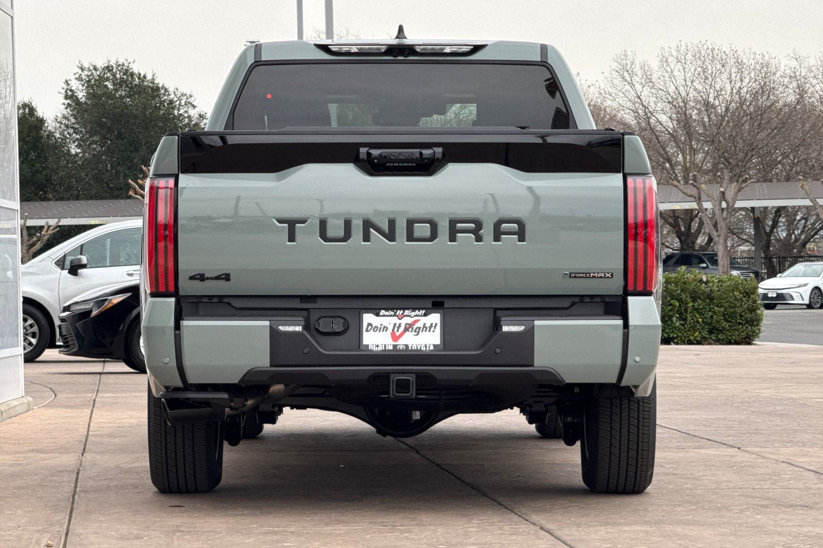 2026 Toyota Tundra i-FORCE MAX Tundra Platinum