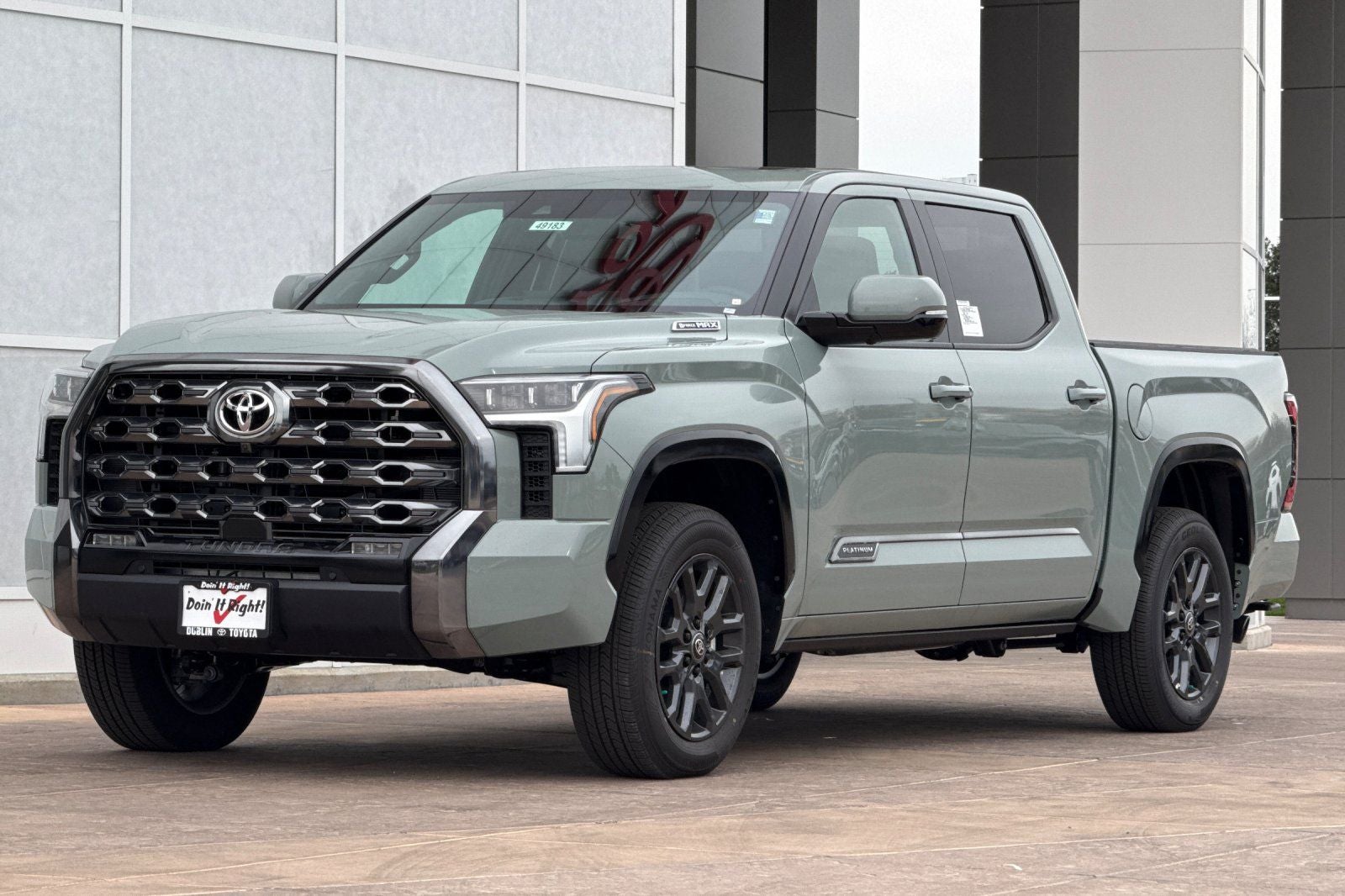 2026 Toyota Tundra i-FORCE MAX Tundra Platinum