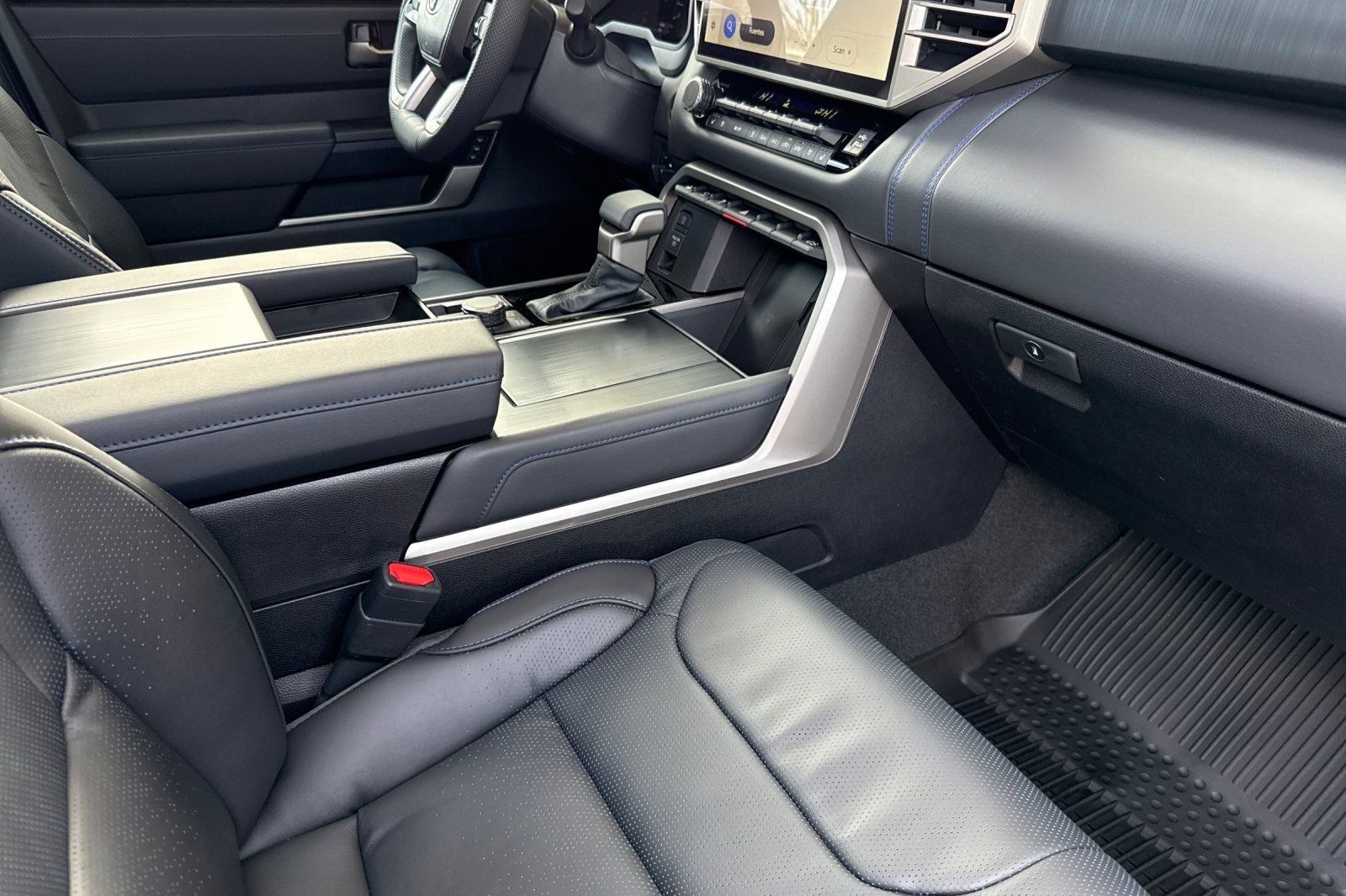 2026 Toyota Tundra i-FORCE MAX Tundra Platinum