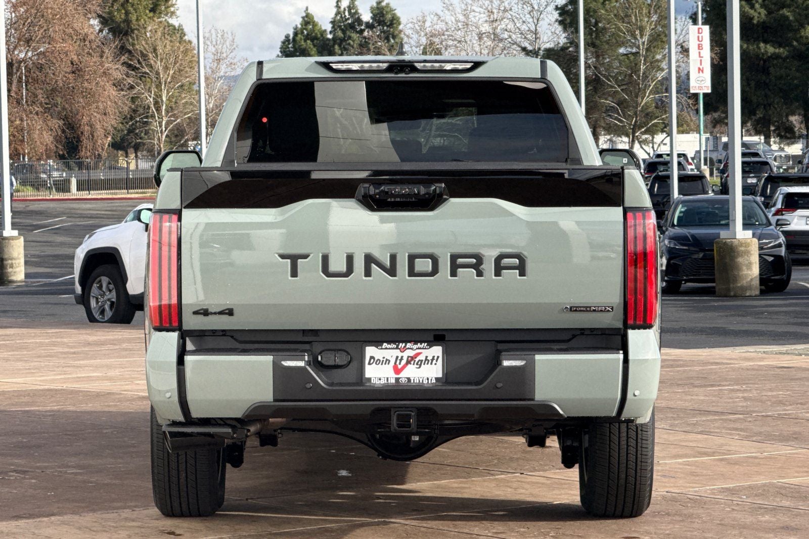 2026 Toyota Tundra i-FORCE MAX Tundra Platinum