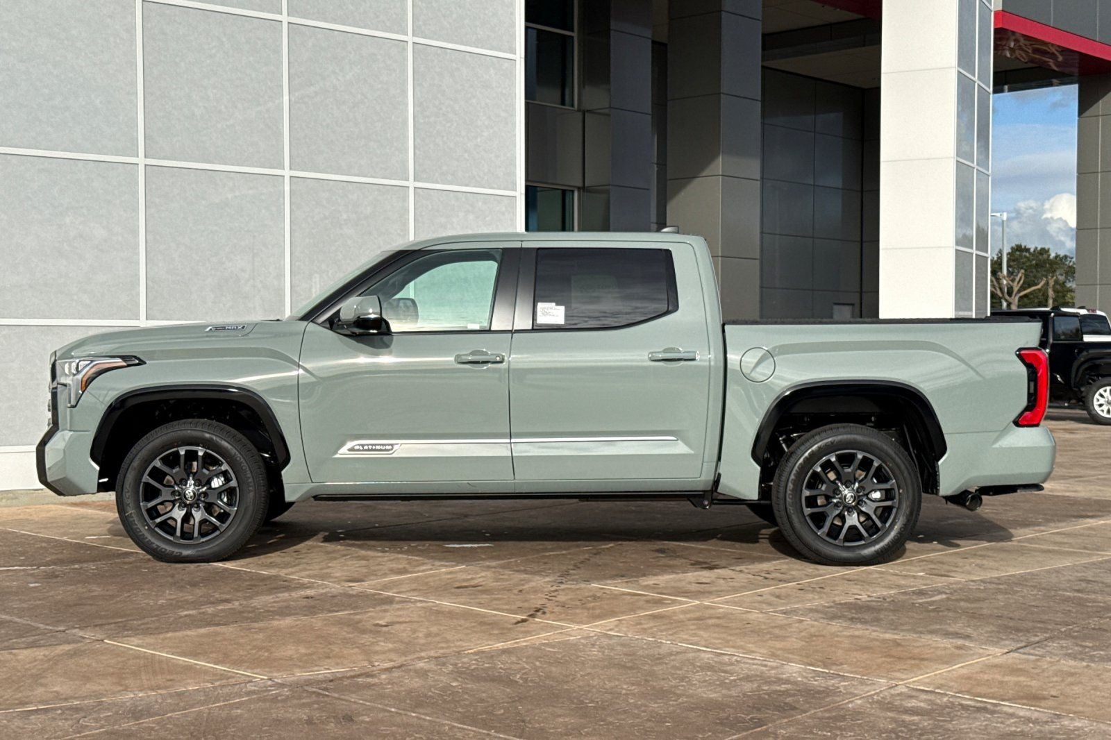 2026 Toyota Tundra i-FORCE MAX Tundra Platinum