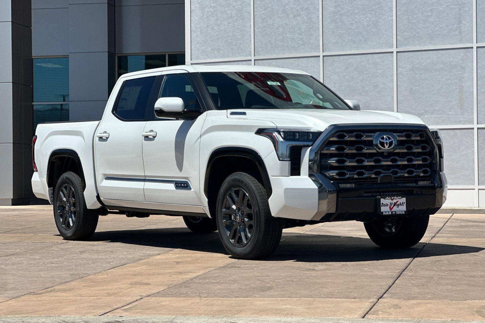 2026 Toyota Tundra i-FORCE MAX Tundra Platinum