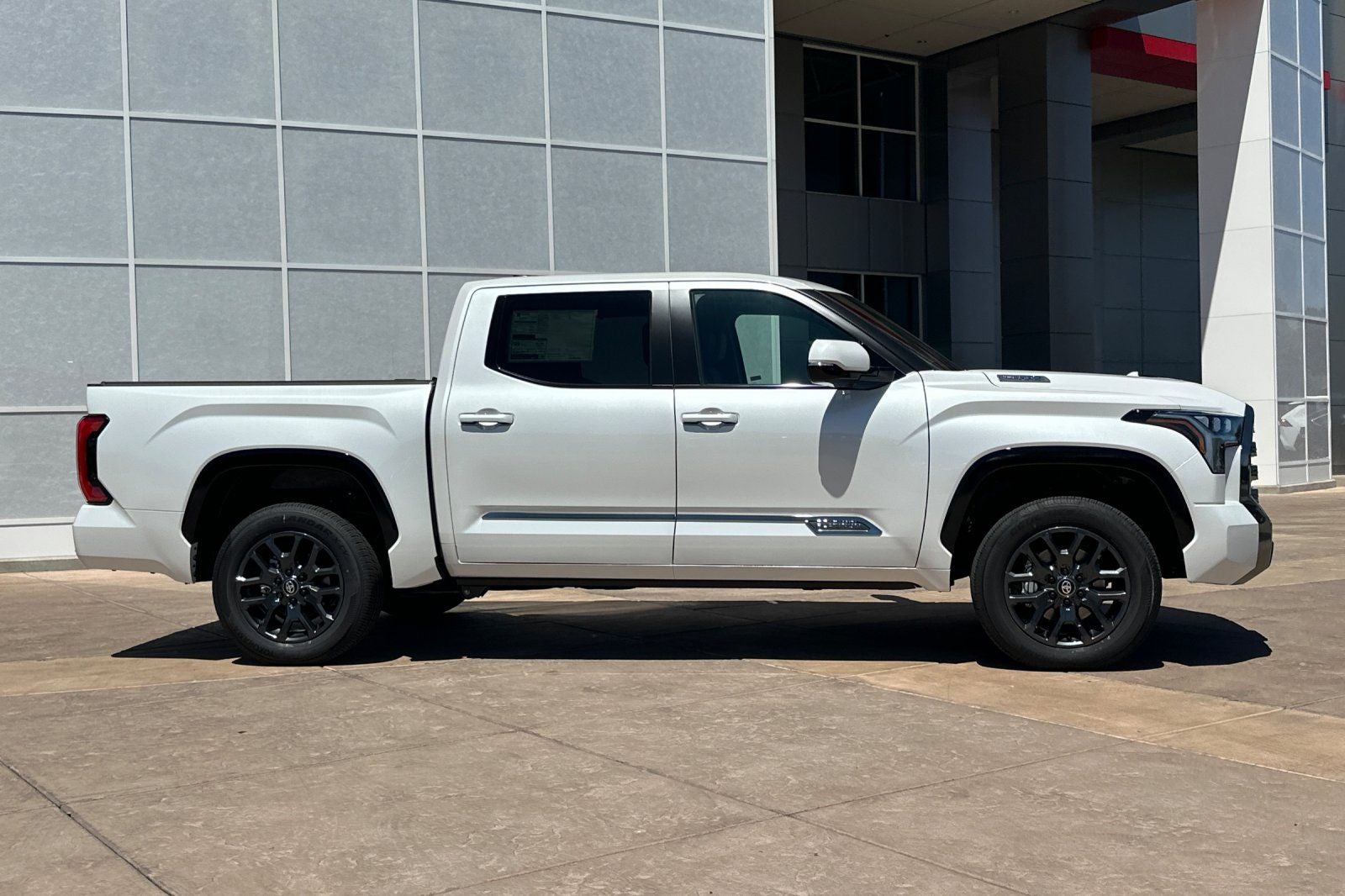 2026 Toyota Tundra i-FORCE MAX Tundra Platinum