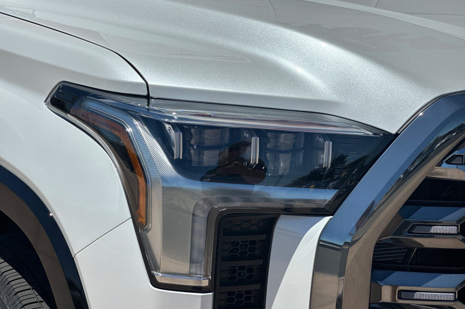 2026 Toyota Tundra i-FORCE MAX Tundra Platinum