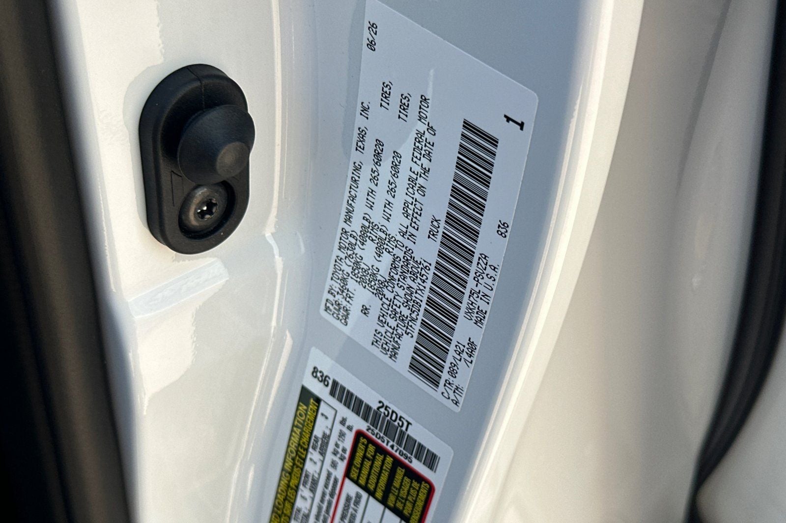 2026 Toyota Tundra i-FORCE MAX Tundra Platinum