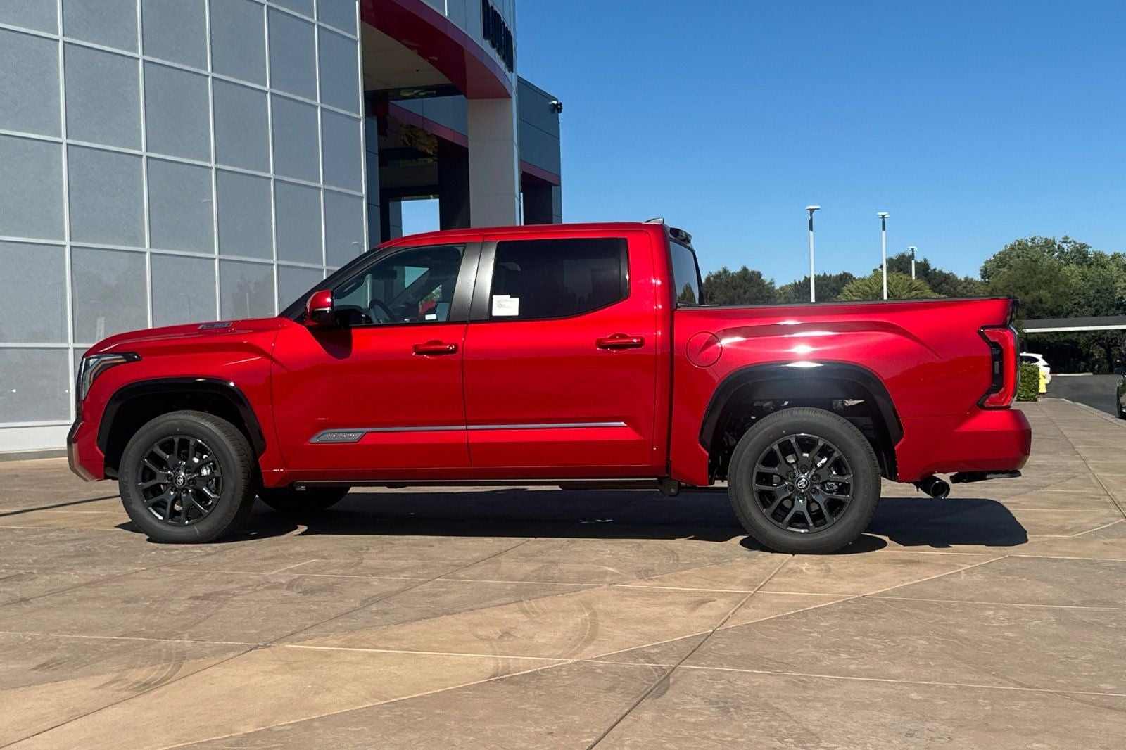 2026 Toyota Tundra i-FORCE MAX Tundra Platinum