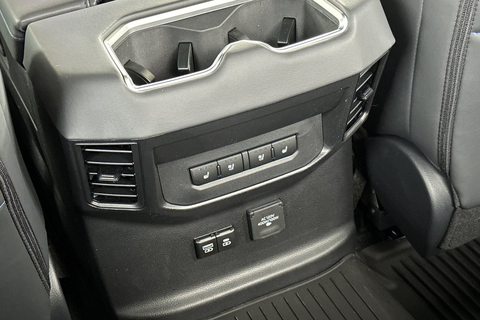 2025 Toyota Tundra i-FORCE MAX Tundra Platinum