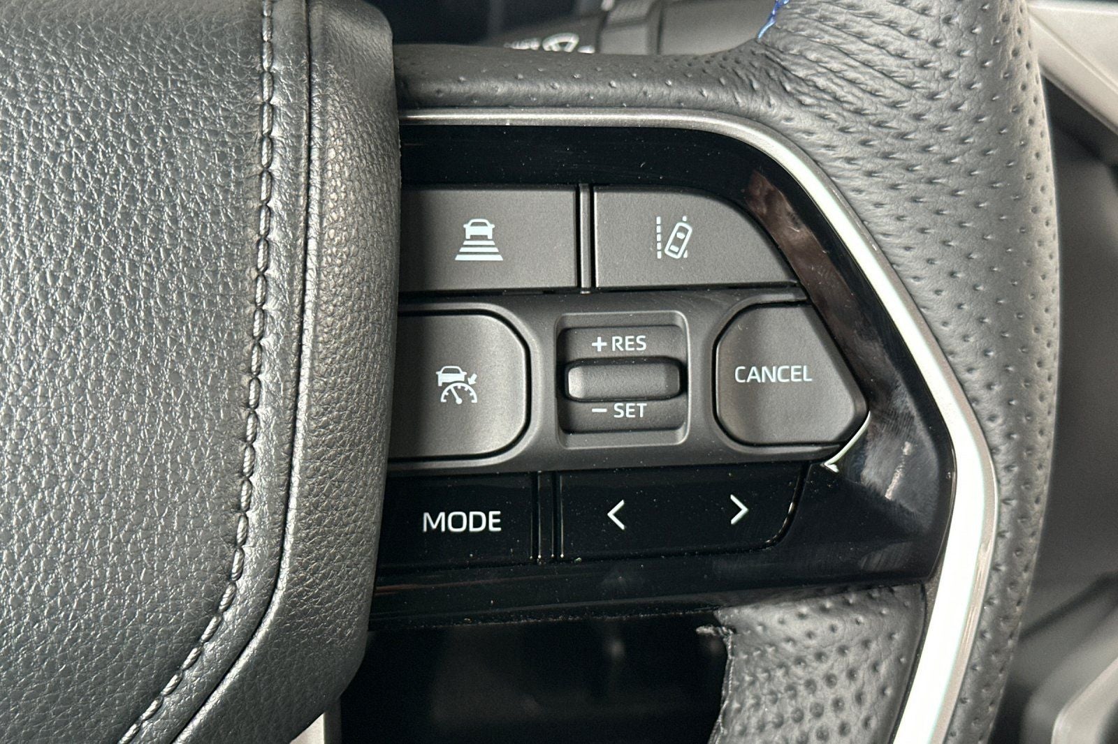 2025 Toyota Tundra i-FORCE MAX Tundra Platinum