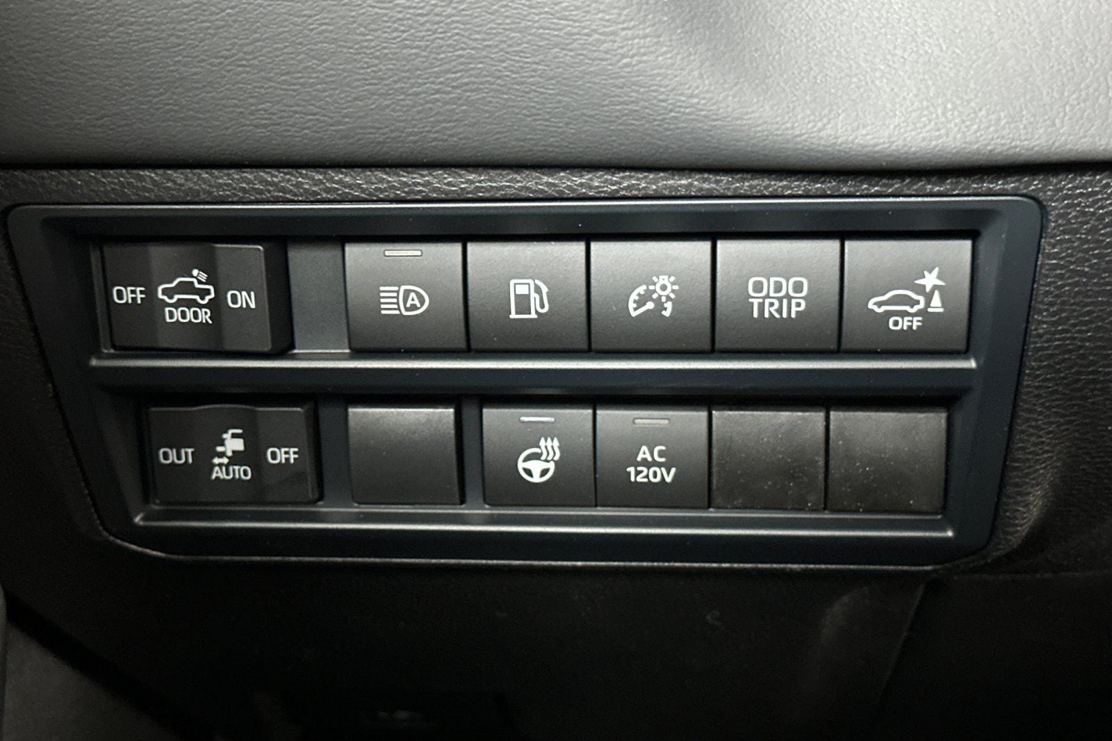 2025 Toyota Tundra i-FORCE MAX Tundra Platinum