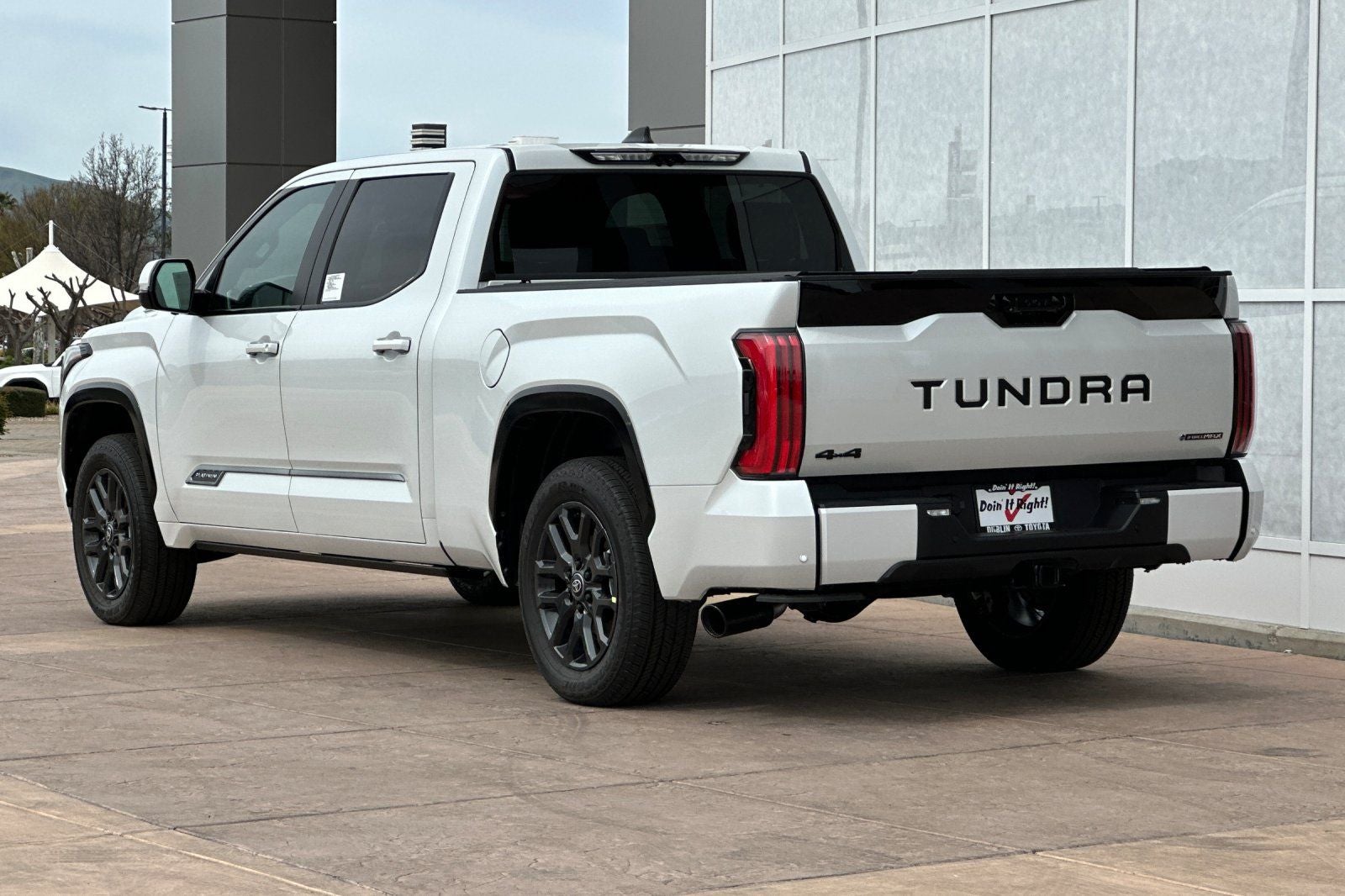 2025 Toyota Tundra i-FORCE MAX Tundra Platinum