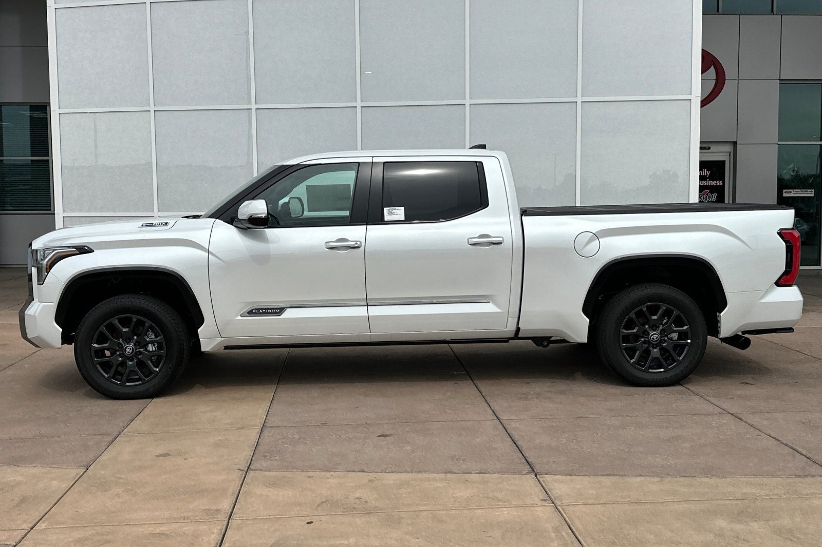 2025 Toyota Tundra i-FORCE MAX Tundra Platinum
