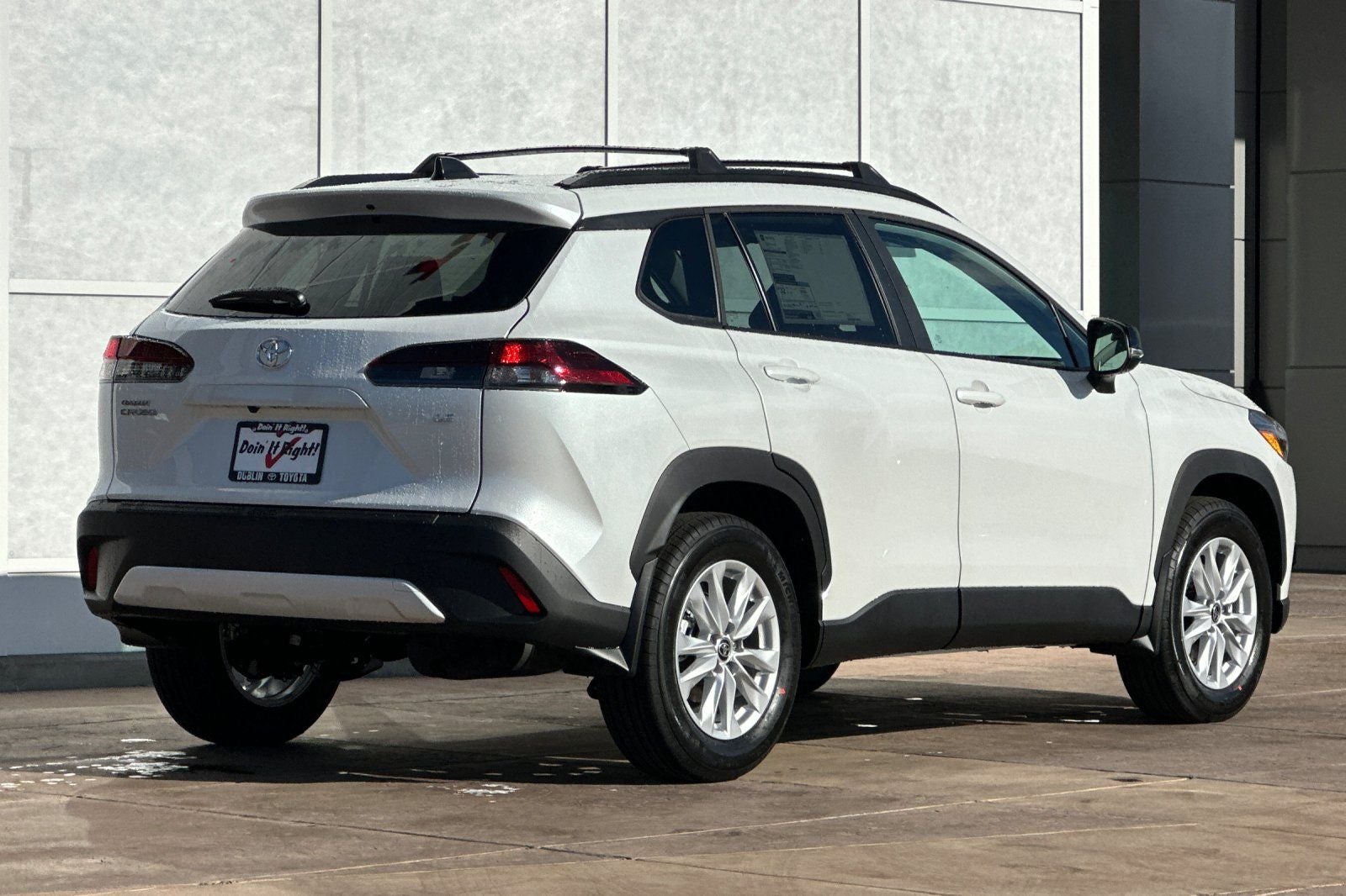 2026 Toyota Corolla Cross LE