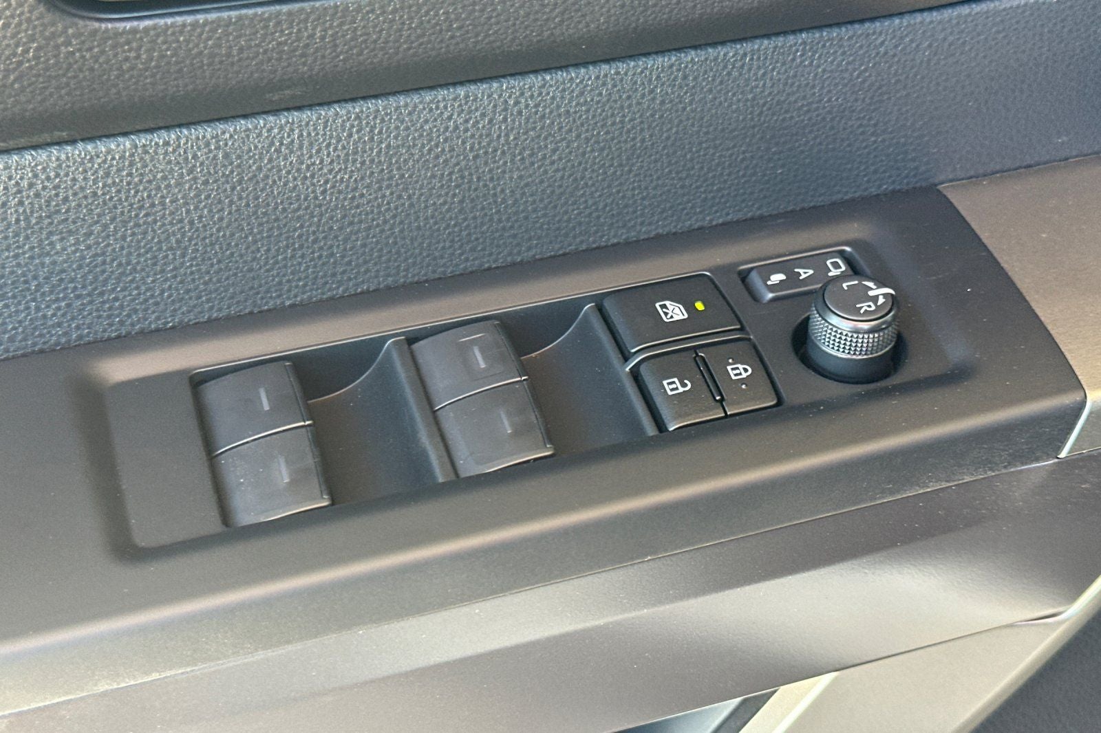 2026 Toyota Sequoia SR5