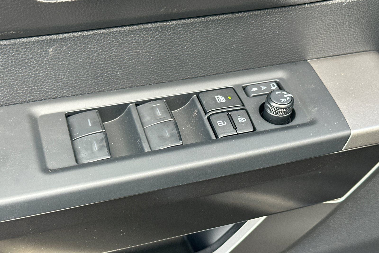 2026 Toyota Sequoia SR5