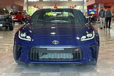 2026 Toyota GR86 Premium MT