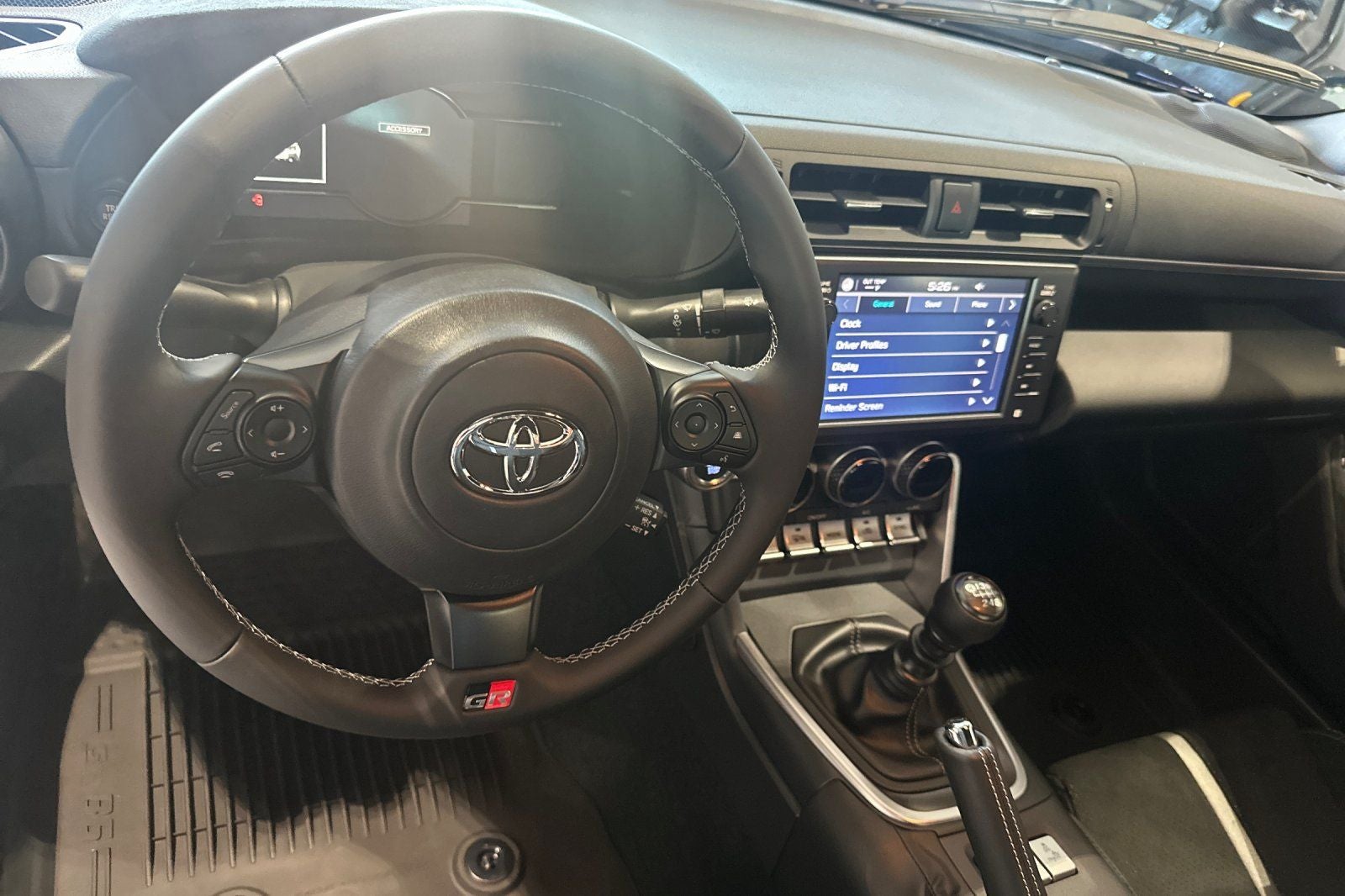 2026 Toyota GR86 Premium MT