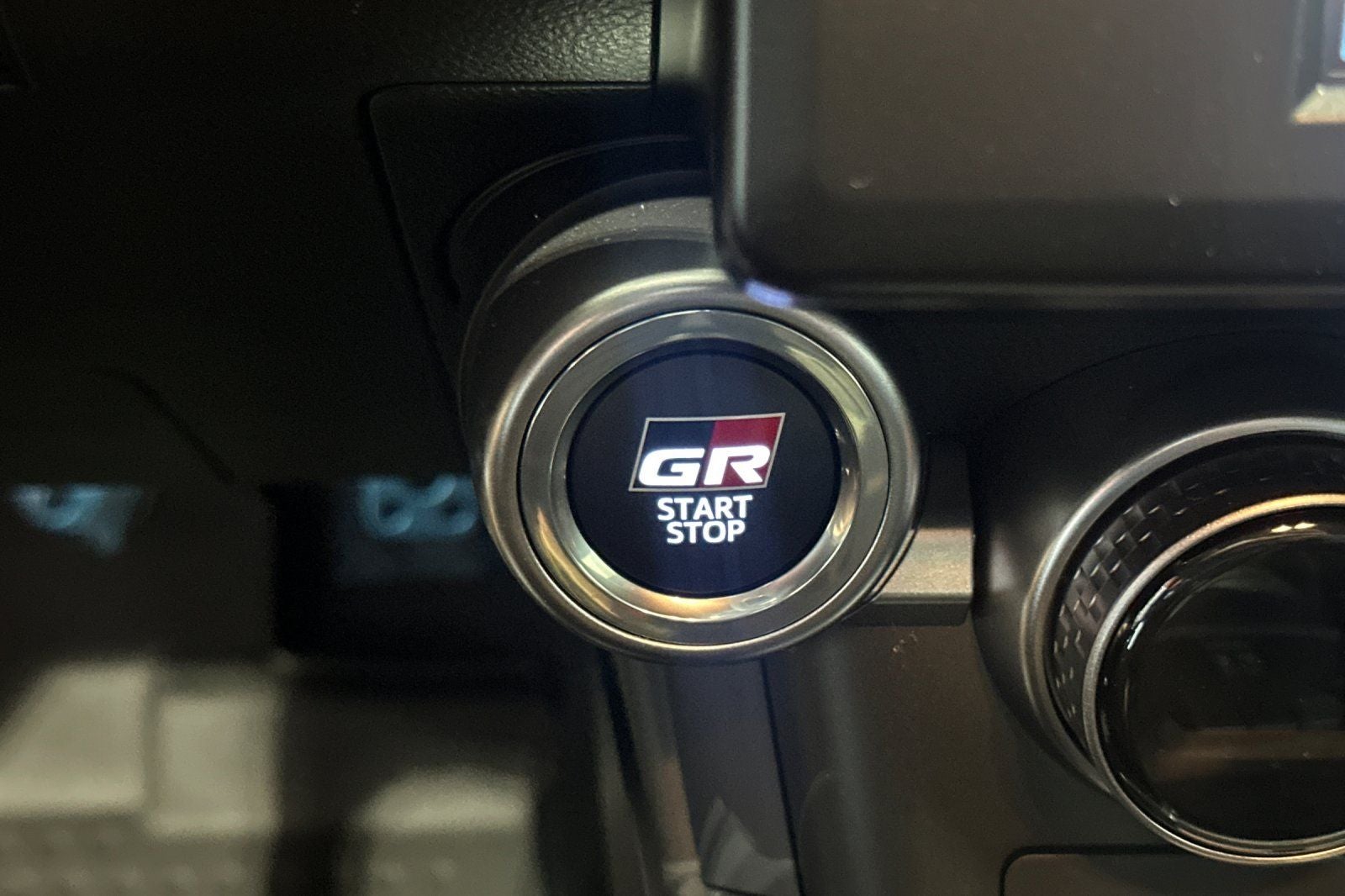 2026 Toyota GR86 Premium MT