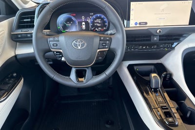 2026 Toyota Toyota Crown Limited