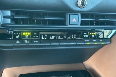 2026 Toyota Toyota Crown Signia Limited