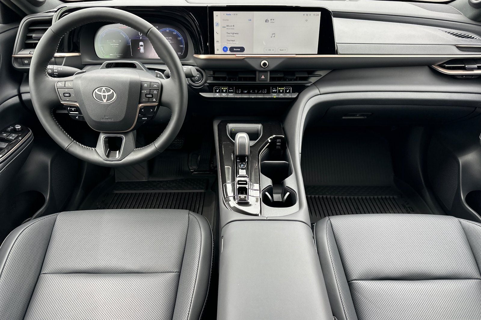 2026 Toyota Toyota Crown Signia Limited