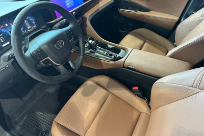 2026 Toyota Toyota Crown Signia Limited