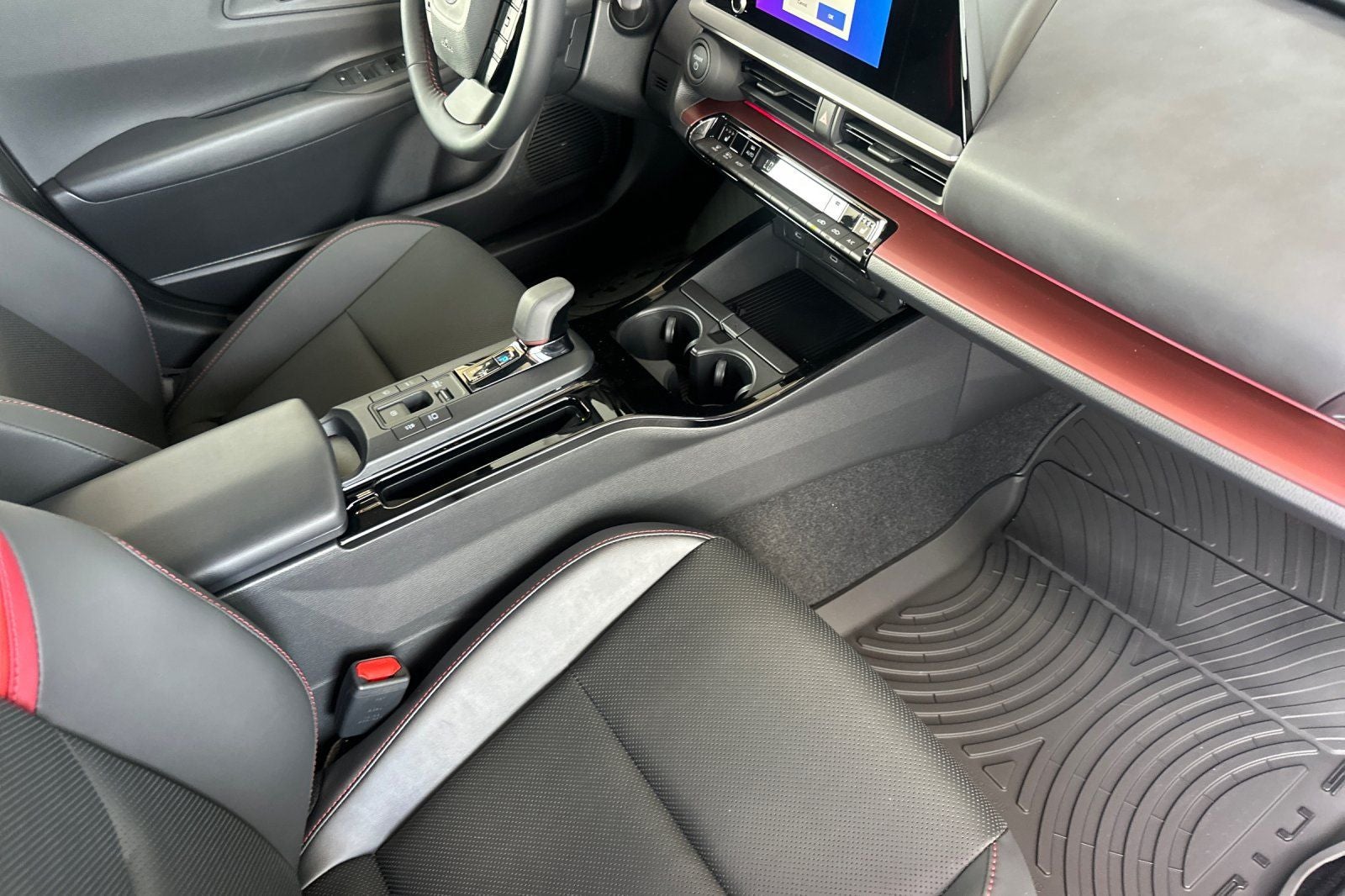 2027 Toyota Prius Plug-in Hybrid XSE