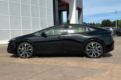 2027 Toyota Prius Plug-in Hybrid XSE