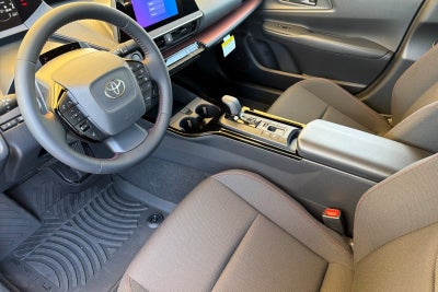 2026 Toyota Prius Plug-in Hybrid SE