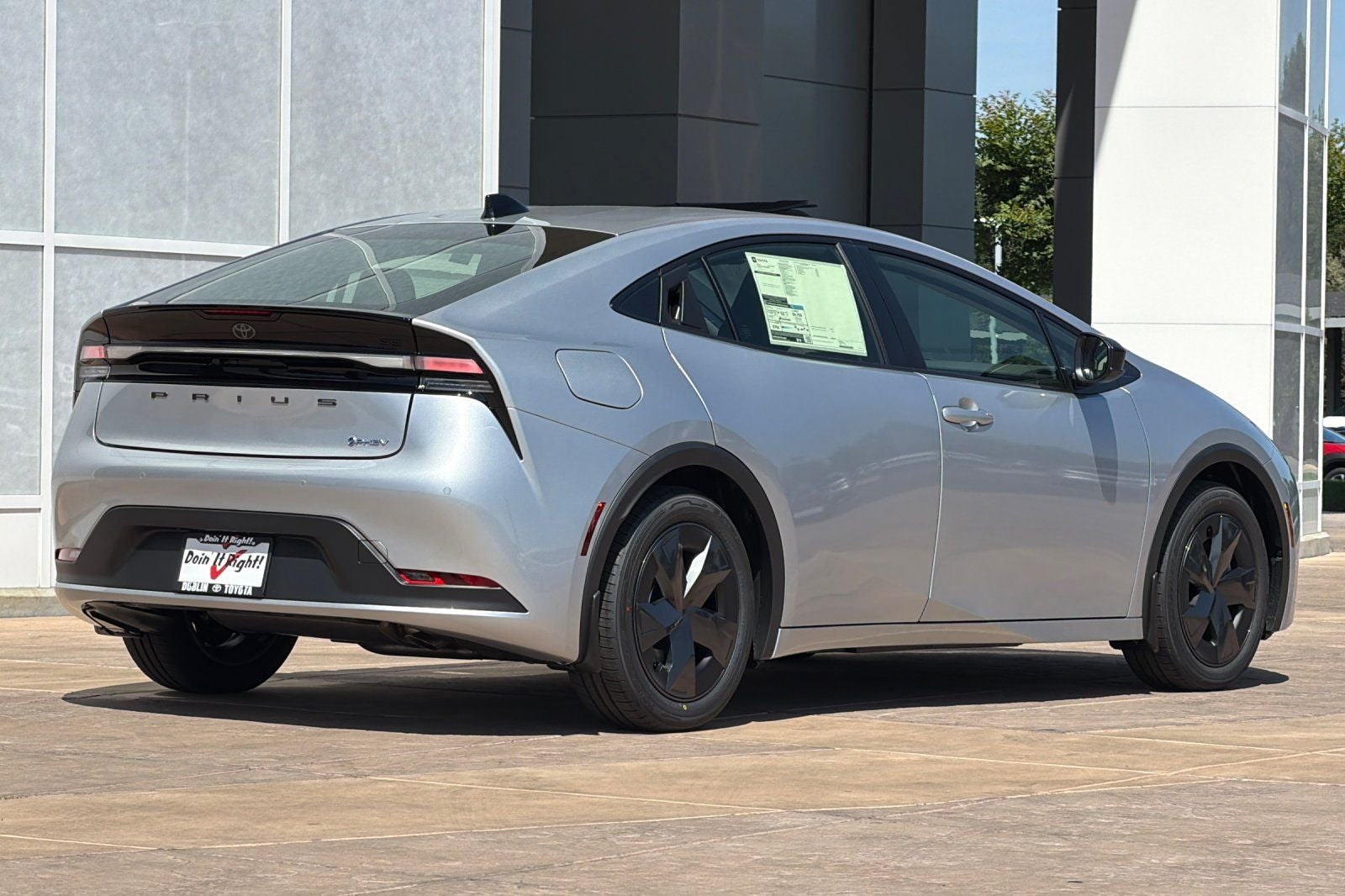 2026 Toyota Prius Plug-in Hybrid SE