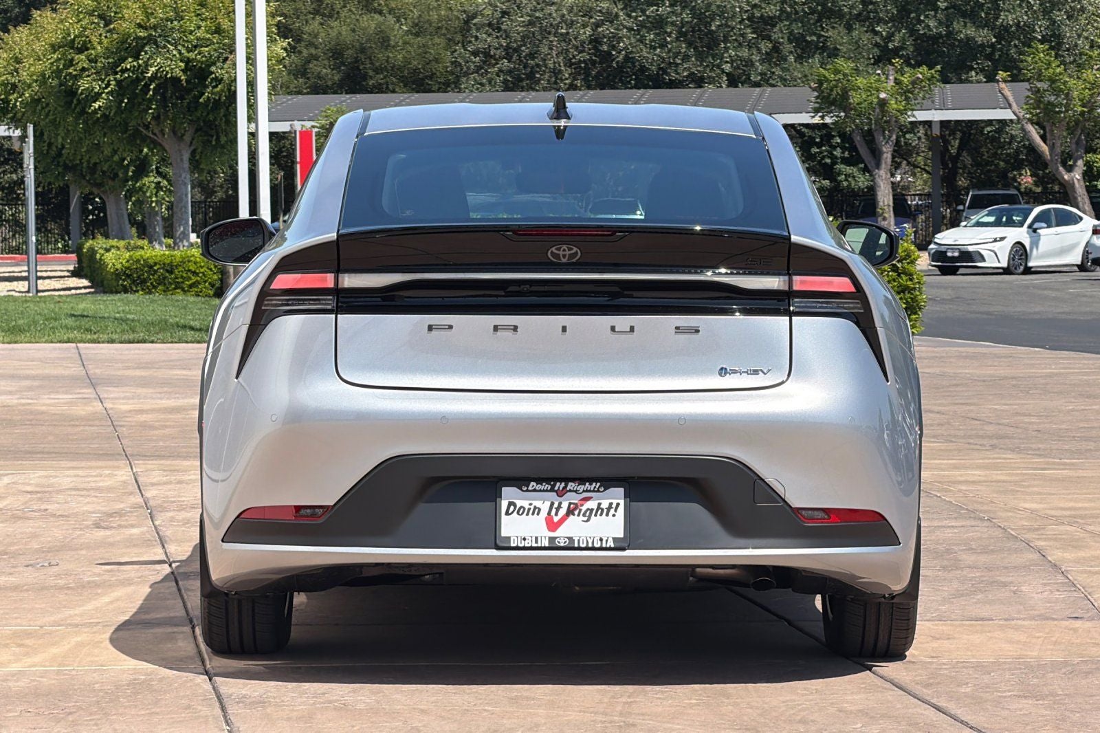 2026 Toyota Prius Plug-in Hybrid SE